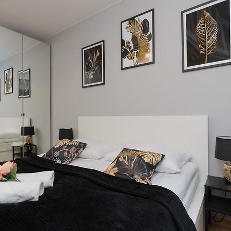 Warszawa Wawrzyszewska Apartment By Noclegi Renters Eksteriør billede